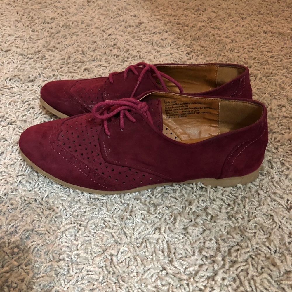 Xhilaration Burgundy Loafers - Picture 2 of 7